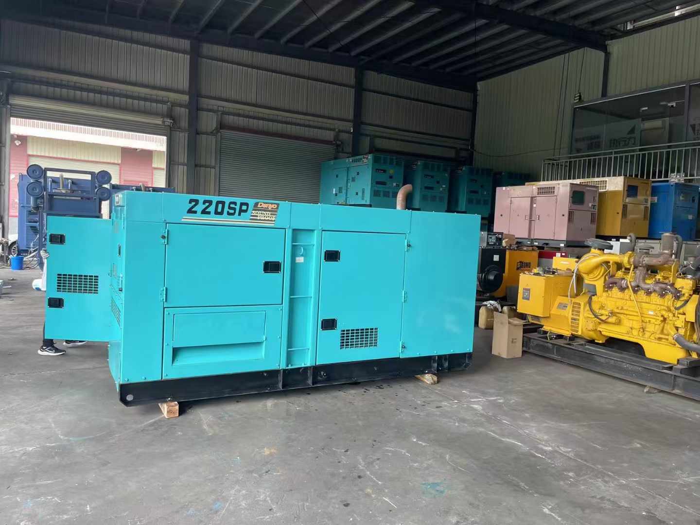 滁州柴油发电机组长期不间断运行时，如何监控其温度和压力？